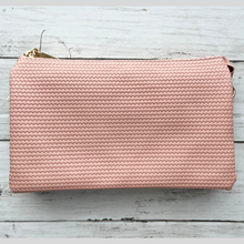 Load image into Gallery viewer, Jen & Co. Riley Crossbody Bag / Wristlet